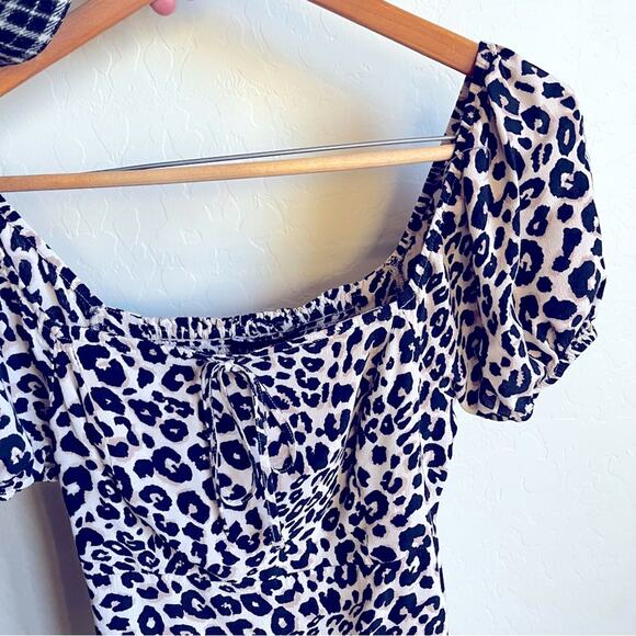 Sanctuary fresh breeze leopard print puff sleeve mini dress smocked size 6 - Picture 4 of 8